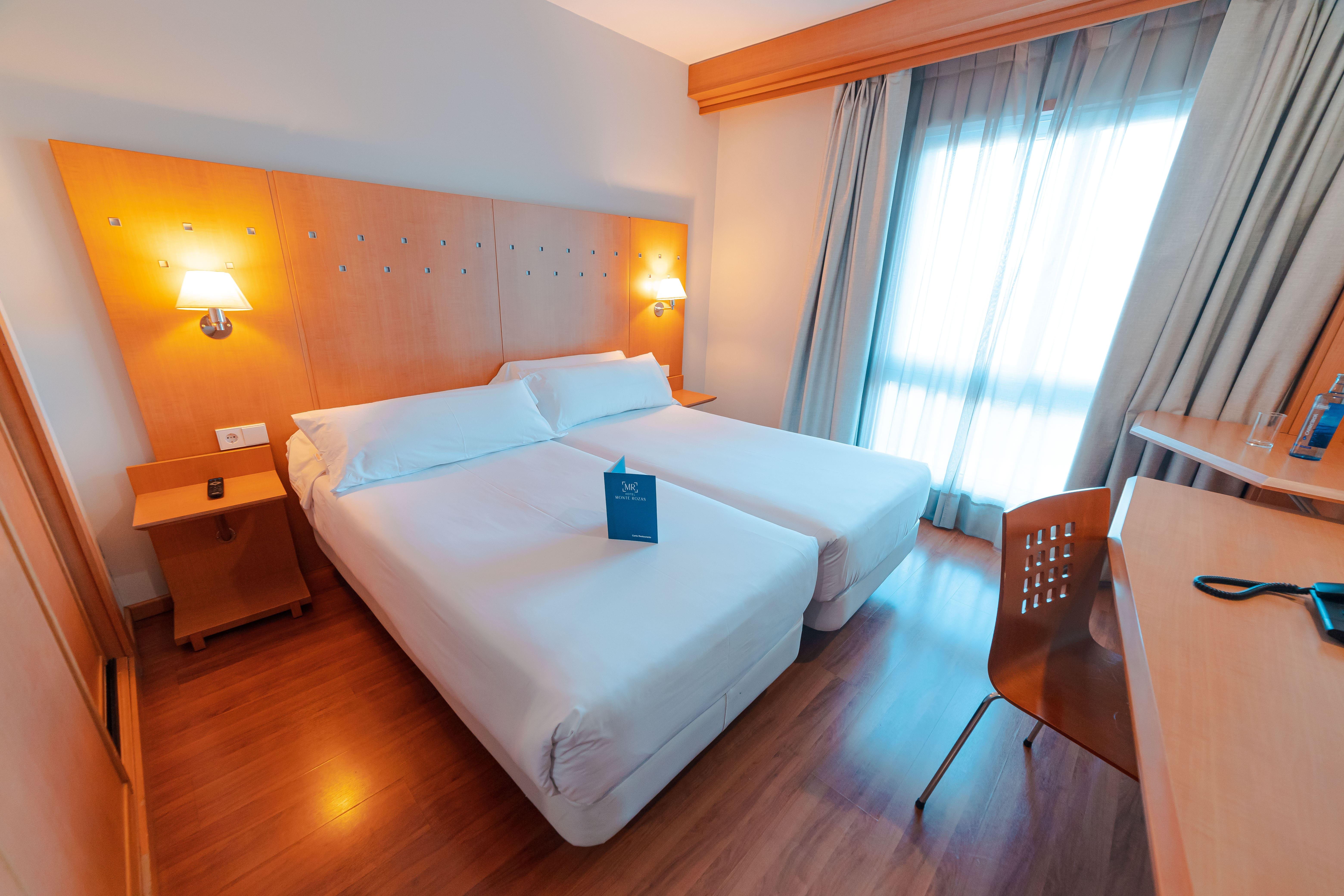 Hotel Monte Rozas Las Rozas de Madrid Bagian luar foto